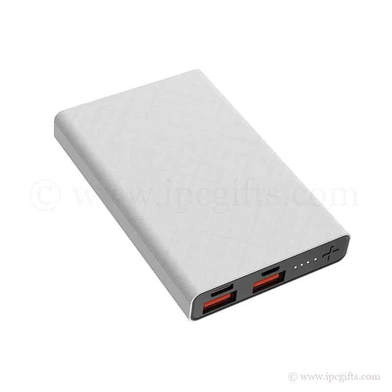 Compact Travel Power Bank – Ideal for Commuters