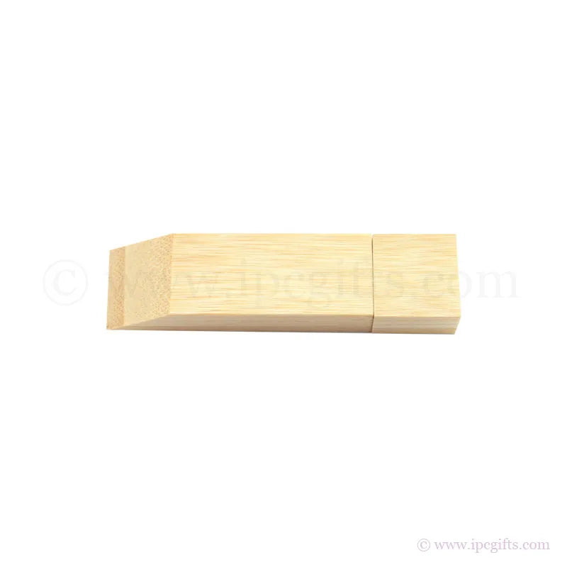 Personalized Wooden USB Stick – Ideal for Events & Eco Branding