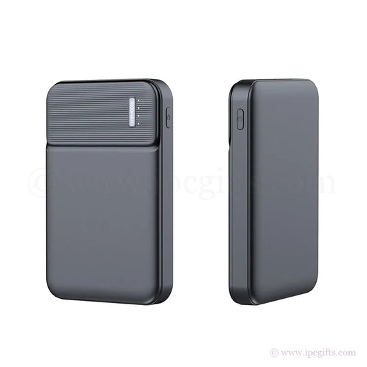 Power Bank with Built-In Cables – All-in-One Convenience